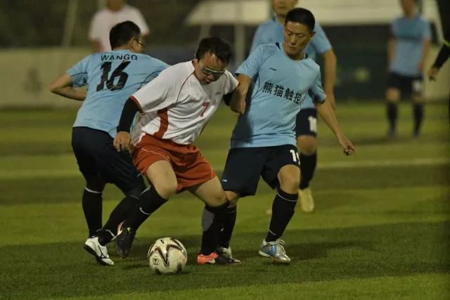 大巴黎2-1力克维拉 连续夺得欧洲超级杯