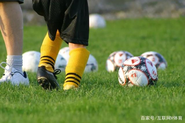 罗马诺：巴萨不愿为苏亚雷斯支付8000万欧