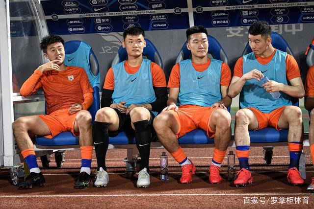 FIBA晒U18国青片段：张懿赵杰郝煊禁区连得4分